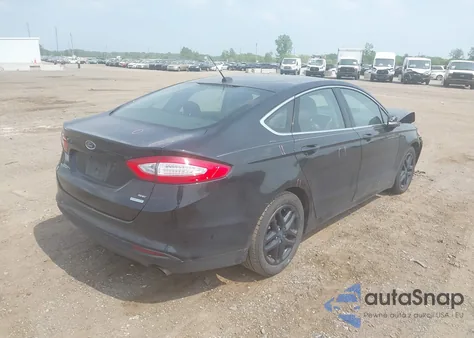 2016 Ford Fusion Se z USA, uszkodzony, nr VIN 3FA6P0HD8GR155991